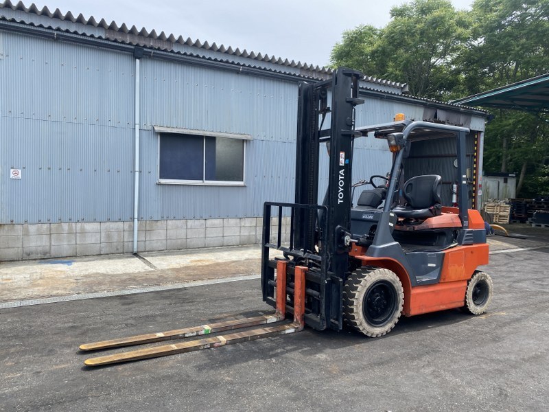 XE NÂNG ĐIỆN 3 TẤN TOYOTA 7FB30-15723 Xe nâng điện 3 tấn Toyota 7FB30 sẵn tại kho