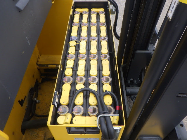 XE NÂNG ĐIỆN ĐỨNG LÁI 1 TẤN KOMATSU FB10RL-15-157602 Bình ắc quy xe nâng điện đứng lái 280Ah lắp xe điện 1 tấn