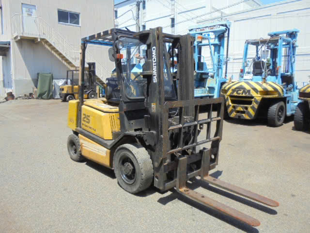XE NÂNG DẦU 2.5 TẤN SUMITOMO 11-FD25PVIXA- 0752 XE NÂNG DẦU 2.5 TẤN SUMITOMO 11-FD25PVIHA sẵn tại kho